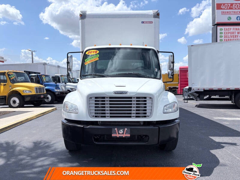 2019 Freightliner M2 106