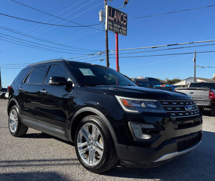 2017 Ford Explorer for sale at LLANOS AUTO SALES LLC in Dallas TX