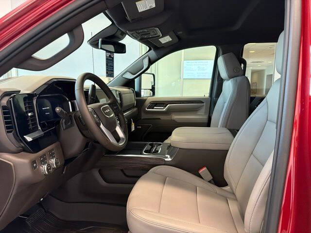 2026 GMC Sierra 3500HD SLT - Photo 20