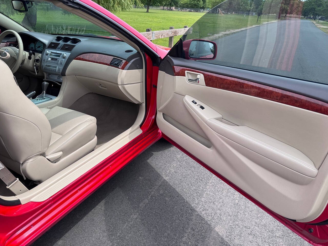 2006 Toyota Camry Solara 16