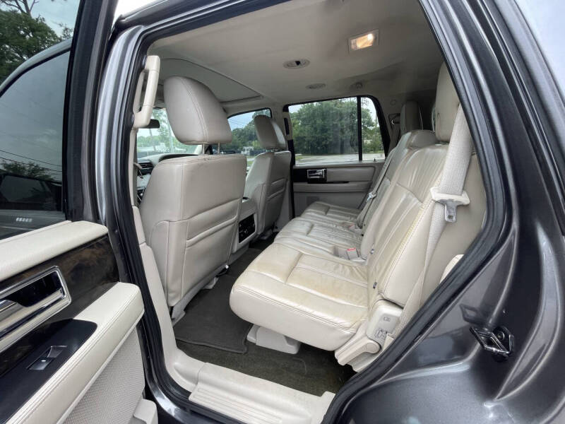 2016 Lincoln Navigator Select