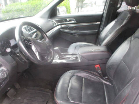 2018 Ford Explorer Sport