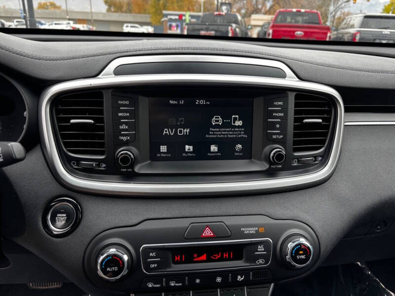 2020 Kia Sorento EX V6