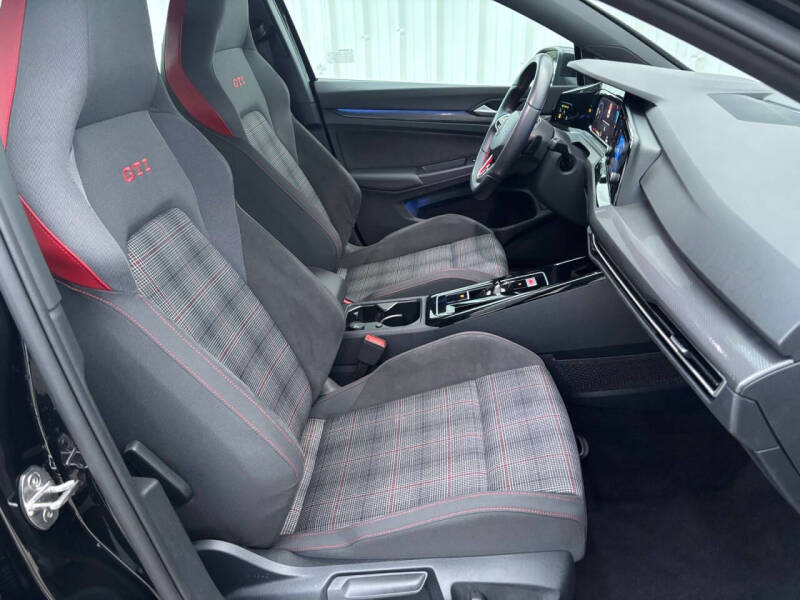 2024 Volkswagen Golf GTI S