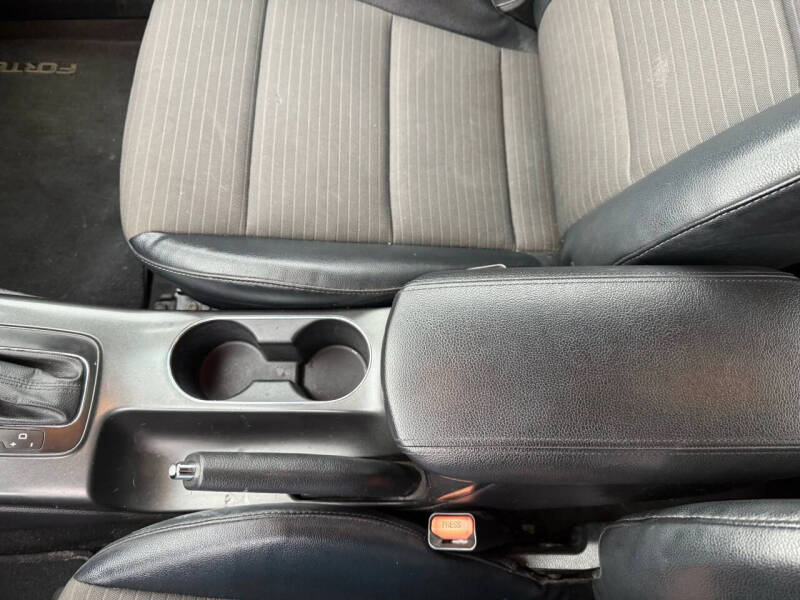 2015 Kia Forte Koup SX