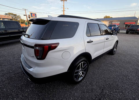 2017 Ford Explorer Sport