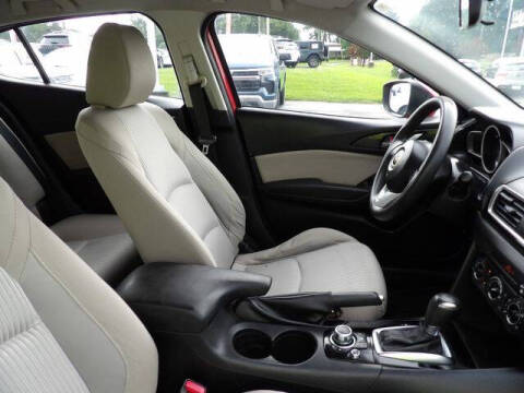 2016 Mazda MAZDA3 i Sport