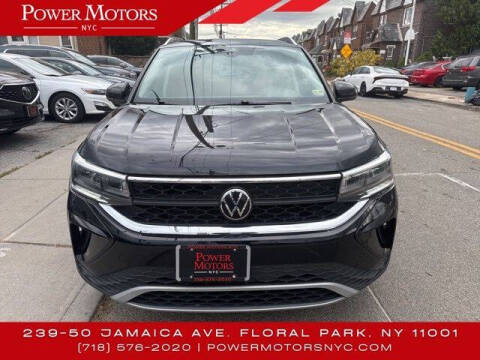 2023 Volkswagen Taos SE 4Motion