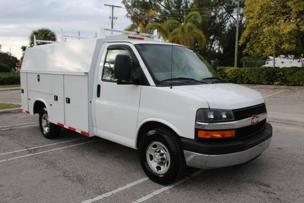 2016 chevrolet express commercial cutaway