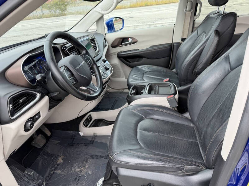 2019 Chrysler Pacifica Touring L