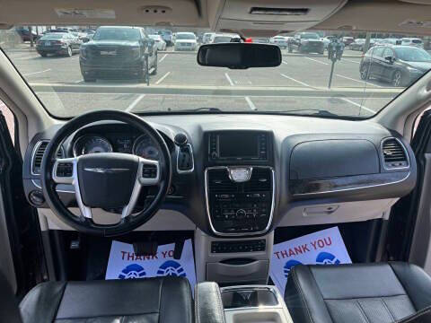 2011 Chrysler Town and Country Touring-L