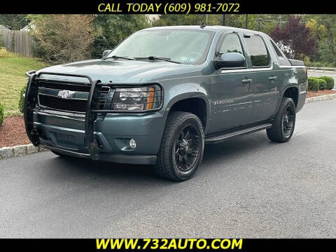2009 Chevrolet Avalanche for sale at Absolute Auto Solutions in Hamilton NJ