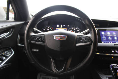 2022 Cadillac XT4 Sport