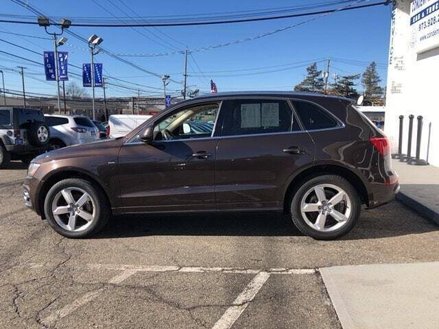 2011 Audi Q5 3.2 quattro Premium Plus