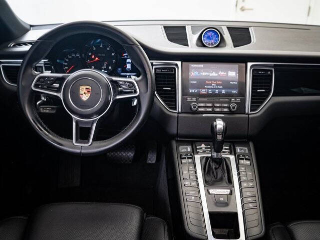 2018 Porsche Macan