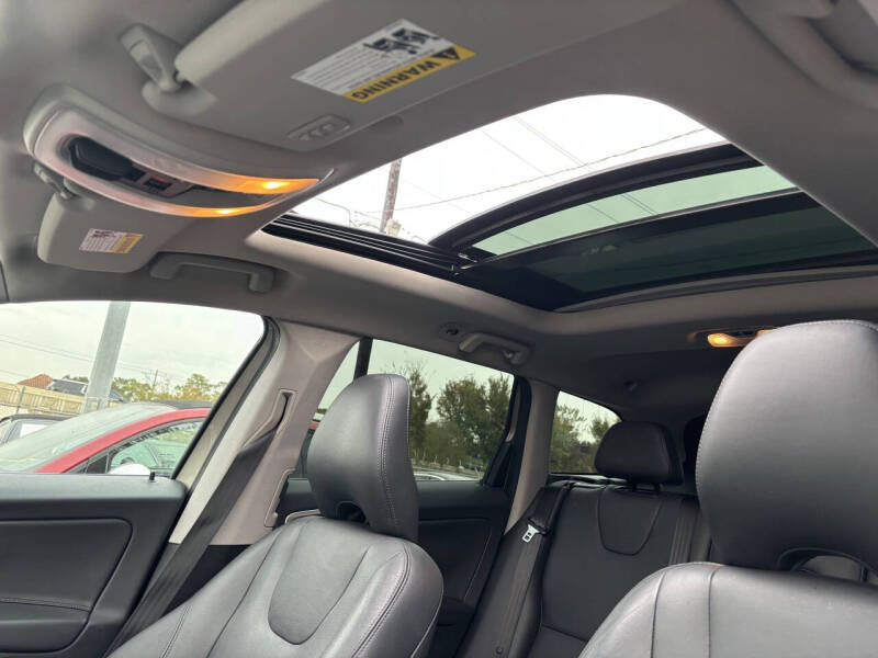 2016 Volvo XC60 T5 Drive-E Premier