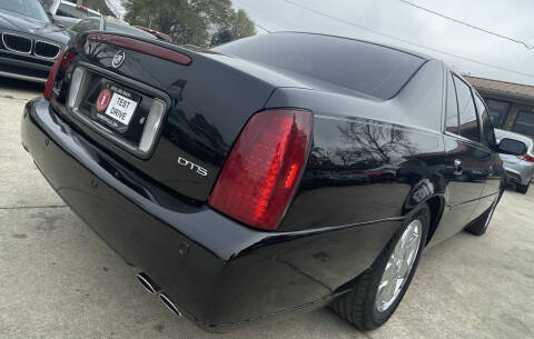 2004 Cadillac DeVille DTS