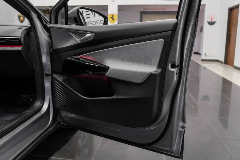 2023 Volkswagen ID.4 Pro