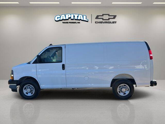 2025 Chevrolet Express 2500
