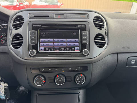 2013 Volkswagen Tiguan S 4Motion