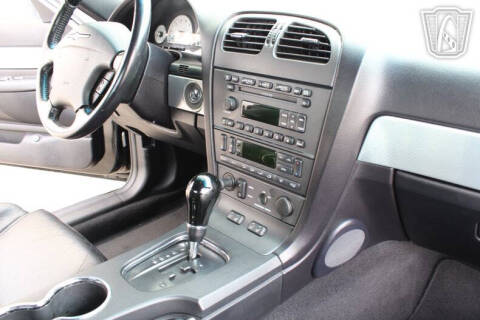 2004 Ford Thunderbird Deluxe