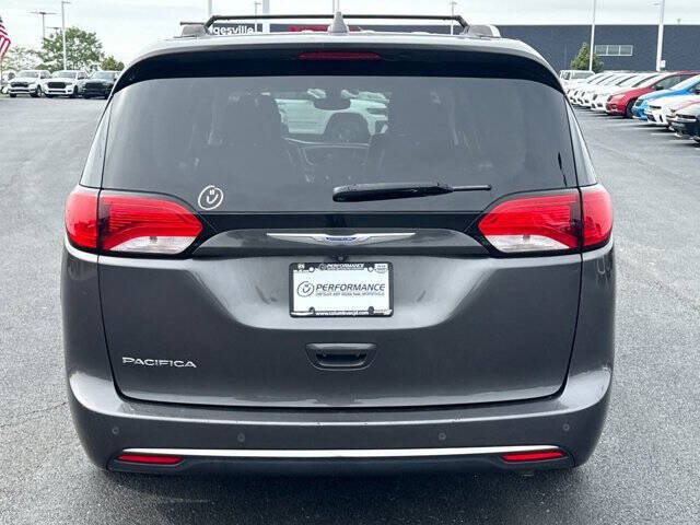 2018 Chrysler Pacifica Touring L Plus