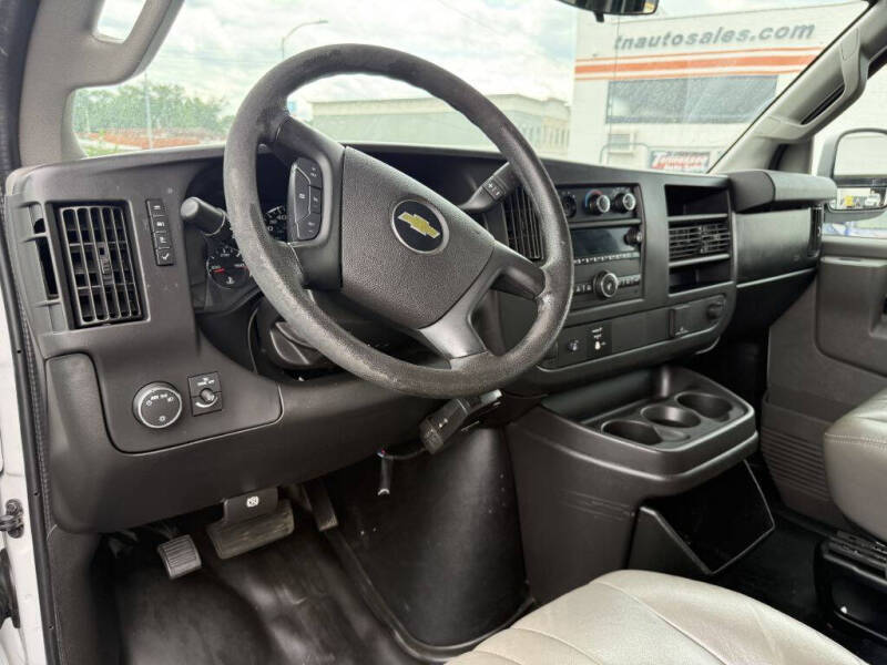 2016 Chevrolet Express 2500