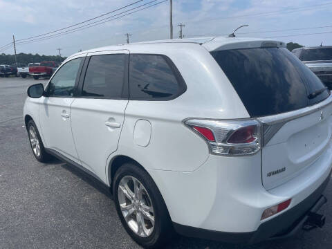 2014 Mitsubishi Outlander SE