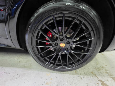 2021 Porsche Cayenne GTS