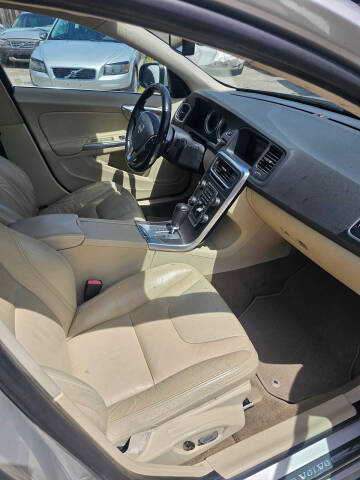2012 Volvo S60 T5