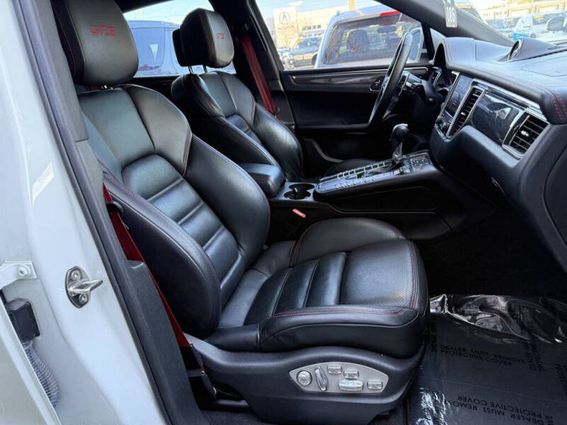 2018 Porsche Macan GTS