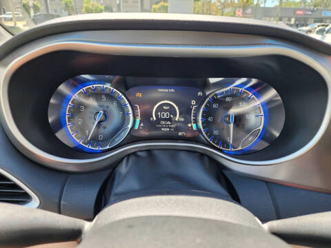 2022 Chrysler Pacifica Touring L