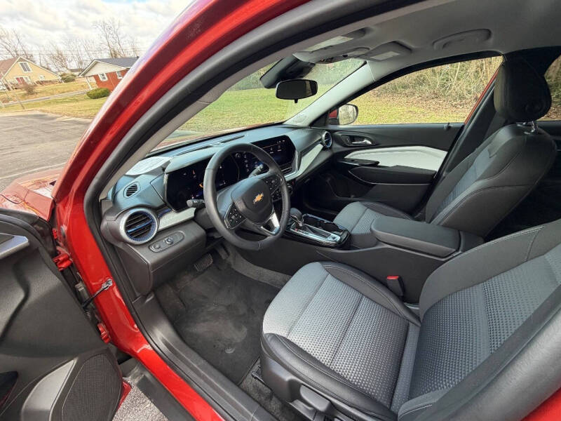 2024 Chevrolet Trax LT