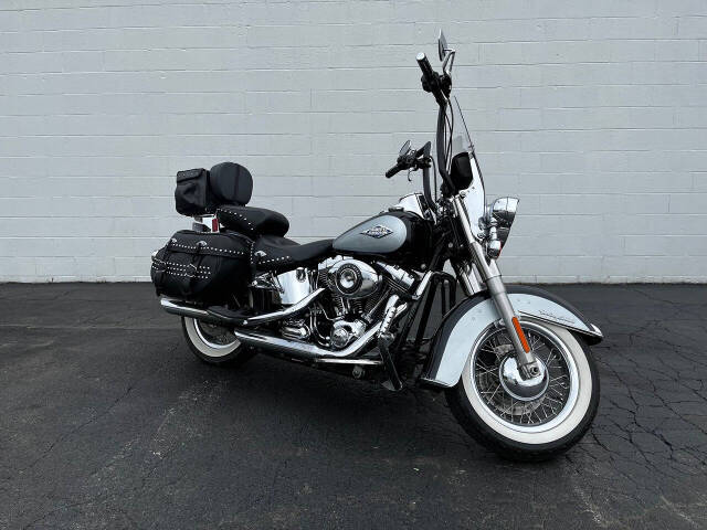 Harley-Davidson Heritage Softail Classic Image