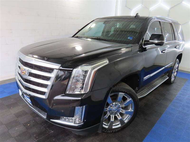 2016 Cadillac Escalade Luxury Collection