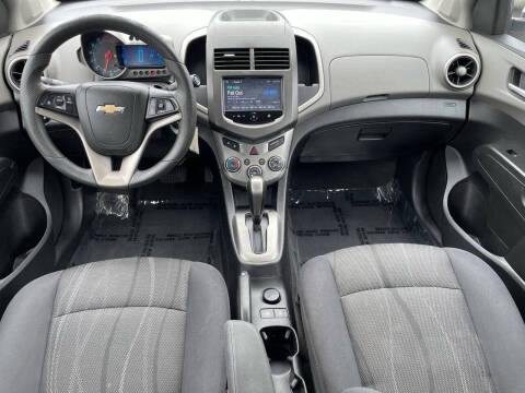 2016 Chevrolet Sonic LT Auto