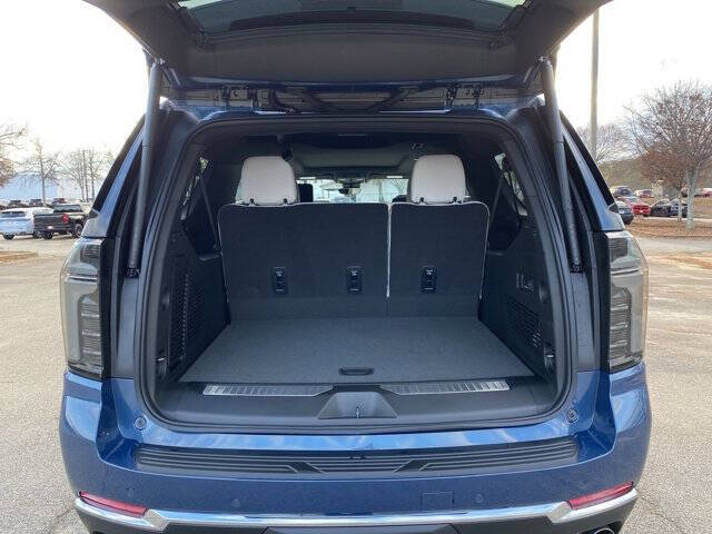 2025 Chevrolet Suburban Premier