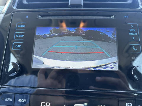 2016 Toyota Prius Two