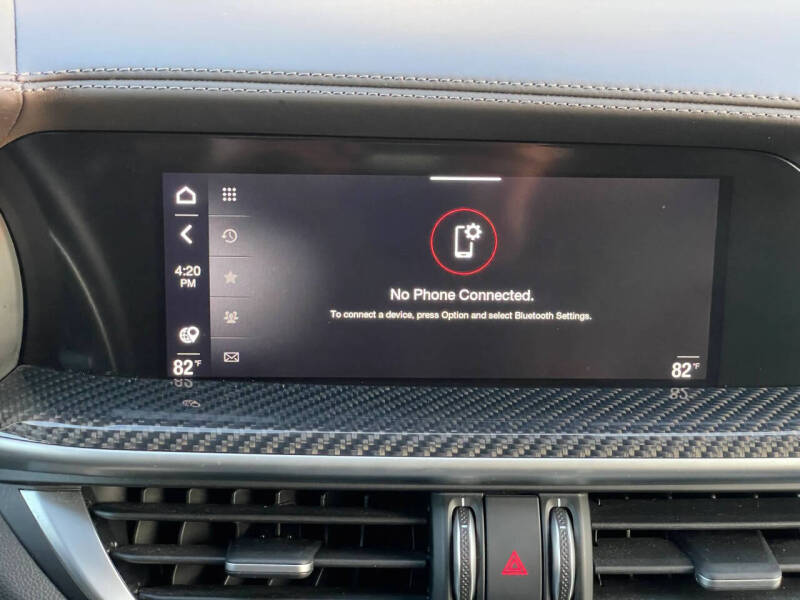 2022 Alfa Romeo Stelvio Quadrifoglio