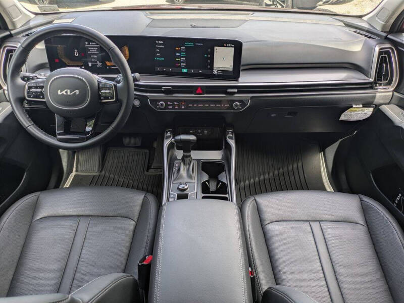 2025 Kia Sorento EX