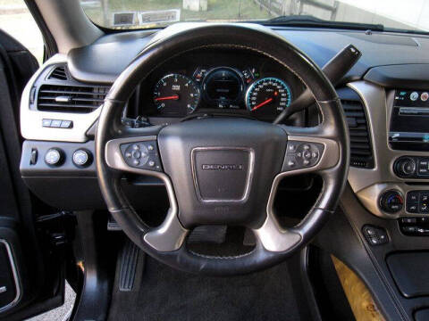 2017 GMC Yukon XL Denali