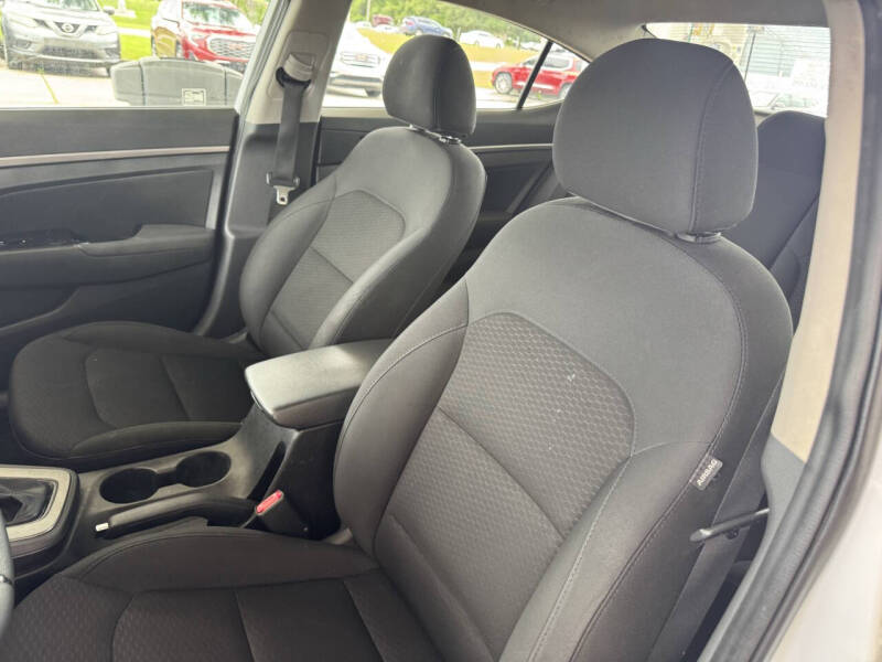 2019 Hyundai Elantra