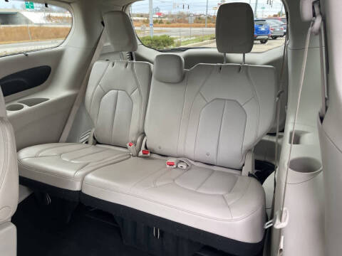 2021 Chrysler Pacifica Touring L