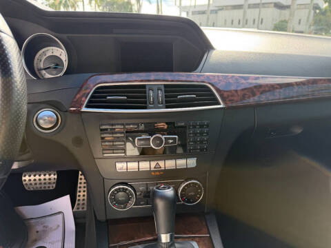 2014 Mercedes-Benz C-Class C 250 Sport