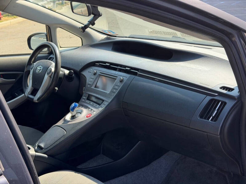 2014 Toyota Prius Two