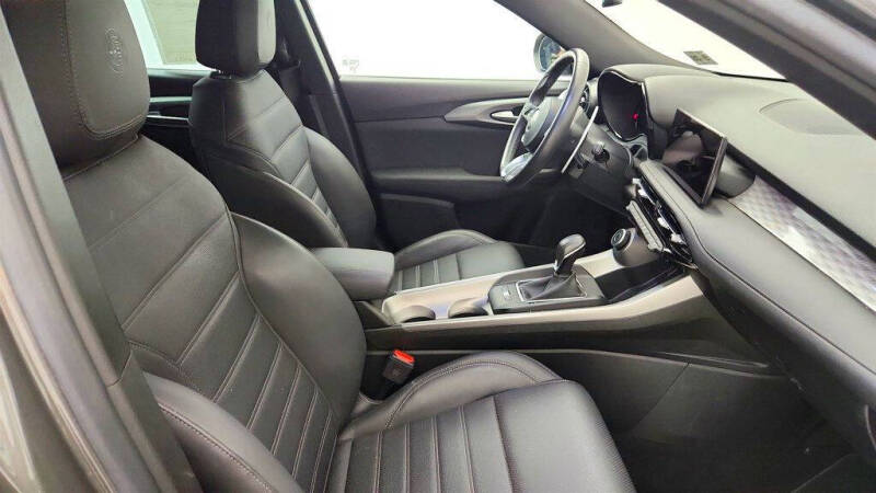 2024 Alfa Romeo Tonale Hybrid Veloce