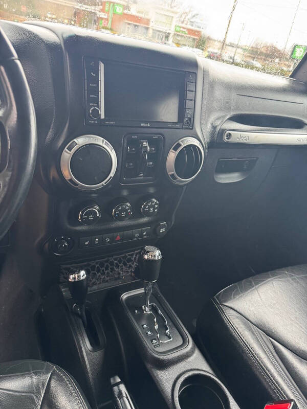 2016 Jeep Wrangler Unlimited Sahara