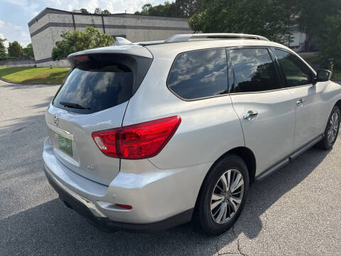 2019 Nissan Pathfinder SV