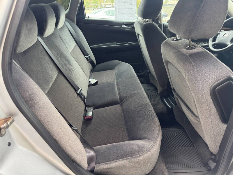 2010 Chevrolet Impala LS