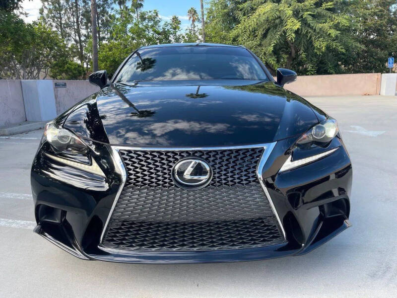 2016 Lexus IS 200t